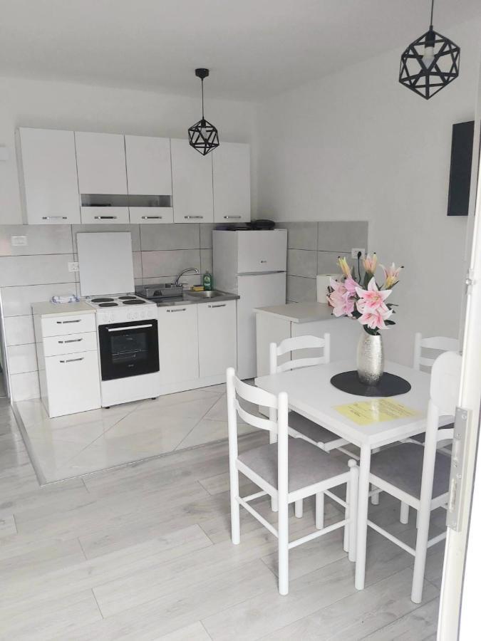 קוטור Apartment Marina 2 מראה חיצוני תמונה